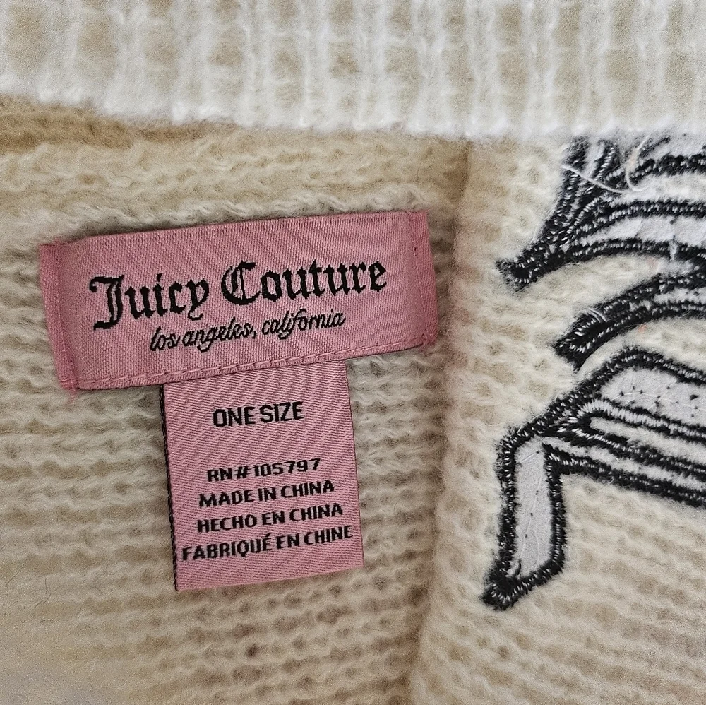 Juicy Couture Cream/Pink Blend Matching Beanie & Scarf